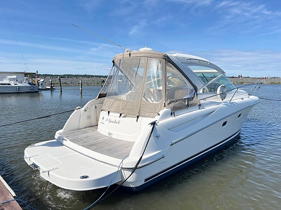 Jeanneau Prestige 30 S -07 | Diesel | Hardtop | Bytes! 2 of 5