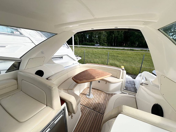 Jeanneau Prestige 30 S -07 | Diesel | Hardtop | Bytes! 5 of 5
