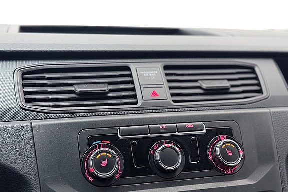 Volkswagen Caddy 21 of 28