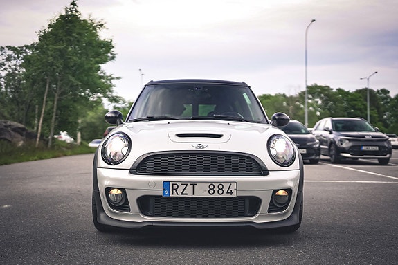 MINI Clubman Cooper SD 8 of 30