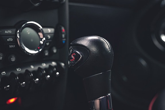 MINI Clubman Cooper SD 23 of 30