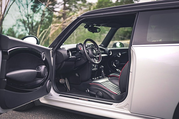 MINI Clubman Cooper SD 12 of 30