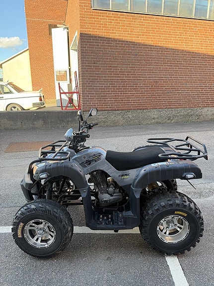 -- Shineray XY250 Shineray/Mustang  250cc BACK/EJ REGGAD 2 of 9