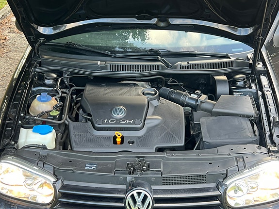 Volkswagen Golf IV 3 of 5