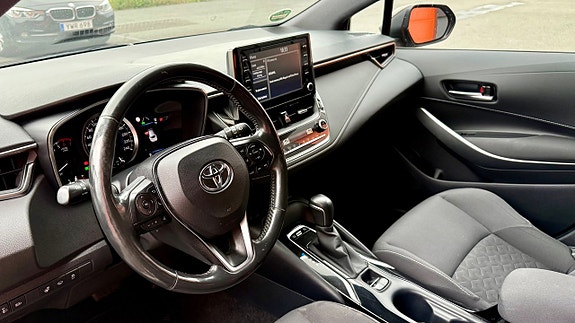 Toyota Corolla 11 of 18