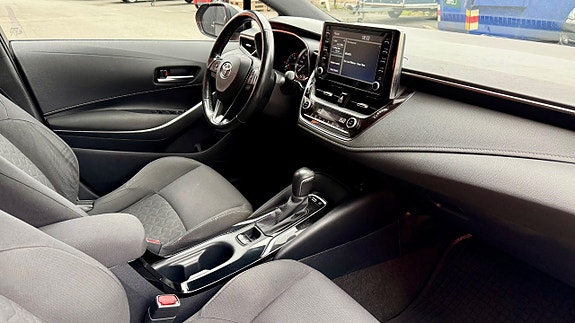 Toyota Corolla 14 of 18