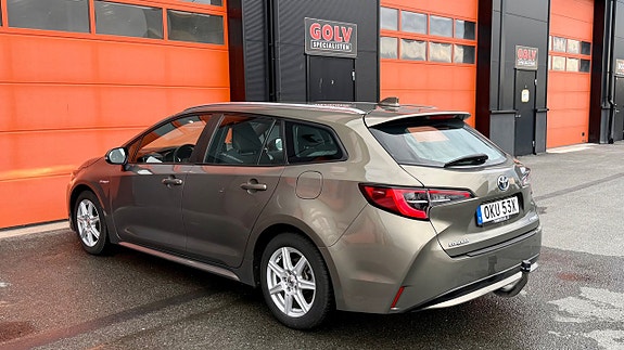 Toyota Corolla 8 of 18