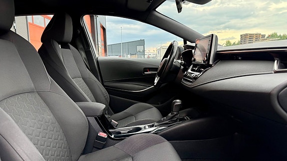 Toyota Corolla 15 of 18