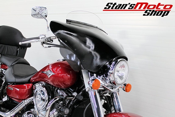 Kawasaki Vulcan VN 1600 Classic 8 of 17