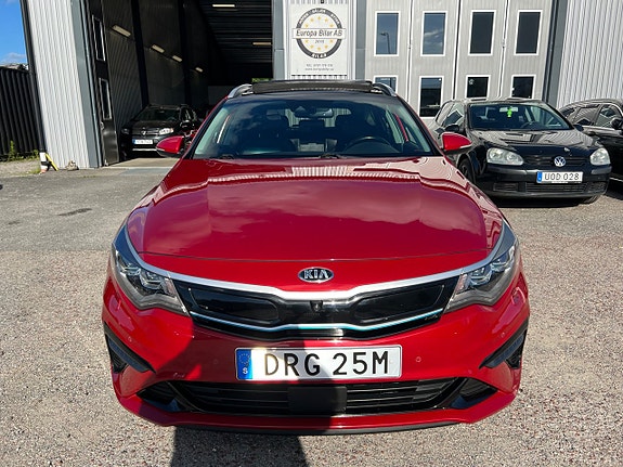 Kia Optima 2 of 5