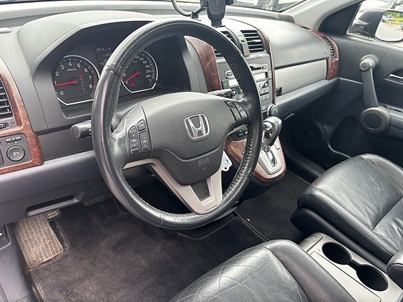 Honda CR-V 15 of 17