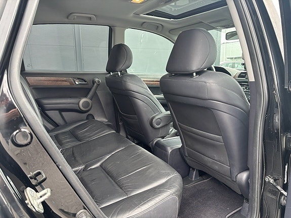 Honda CR-V 12 of 17