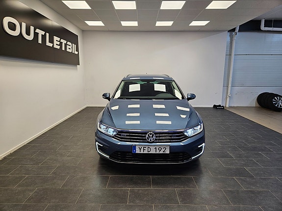 Volkswagen Passat 4 of 5