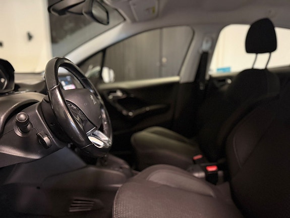 Peugeot 208 7 of 21