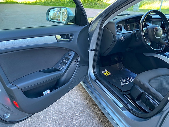 Audi A4 6 of 21