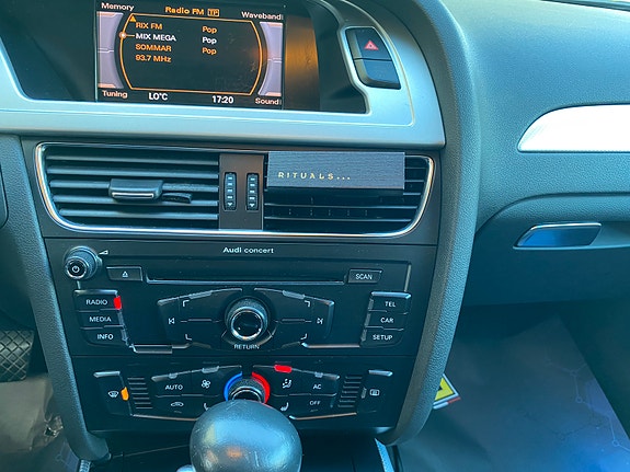 Audi A4 10 of 21