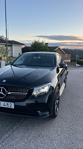 Mercedes-Benz GLC220 d 3 of 5