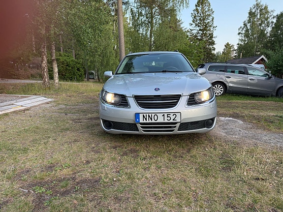 Saab 9-5 5 of 5