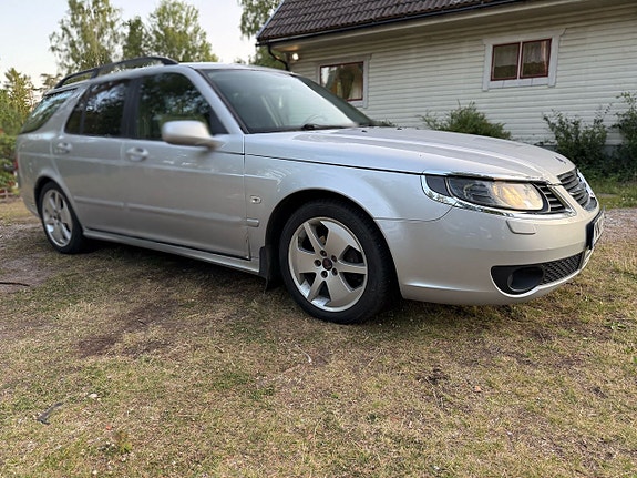 Saab 9-5 2 of 5