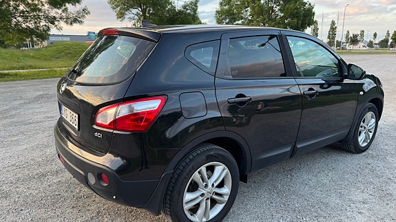 Nissan Qashqai 4 of 5