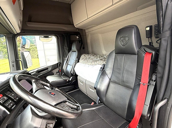 Scania R 560 B6x24NB Fjärrbil Lågt miltal 10 of 13