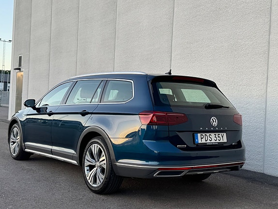Volkswagen Passat Alltrack 5 of 5