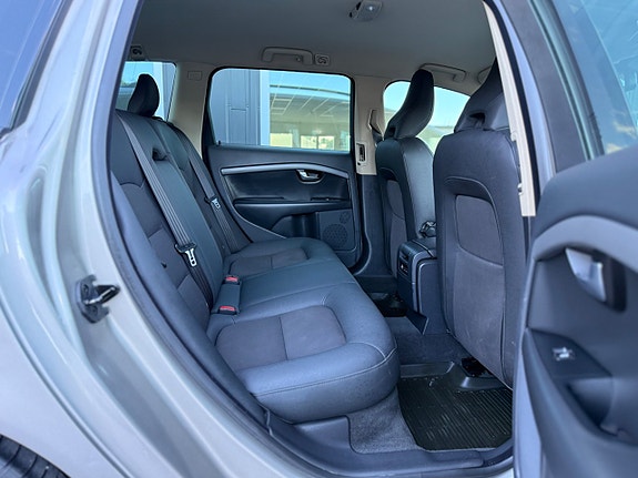 Volvo V70 5 of 5