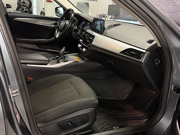 BMW 520d 23 of 26
