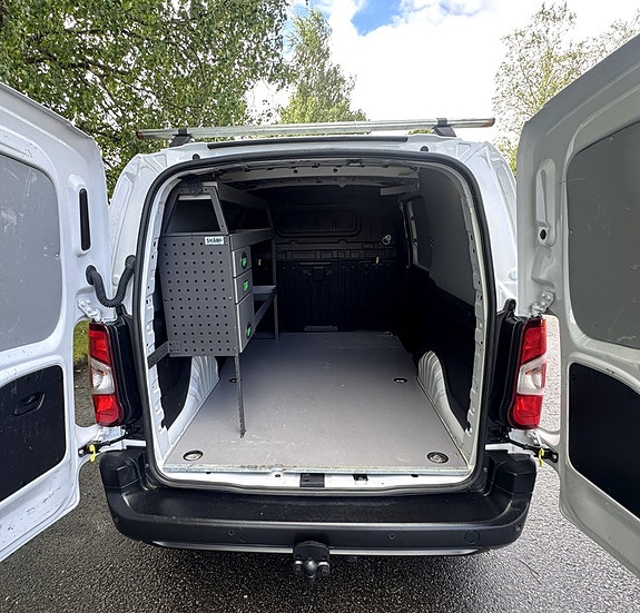 Opel Combo 8 of 22