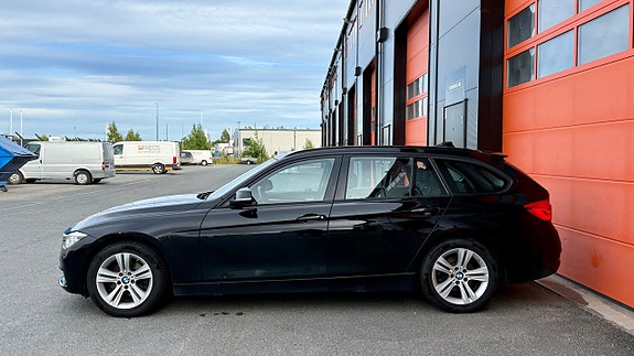 BMW 320d 5 of 19
