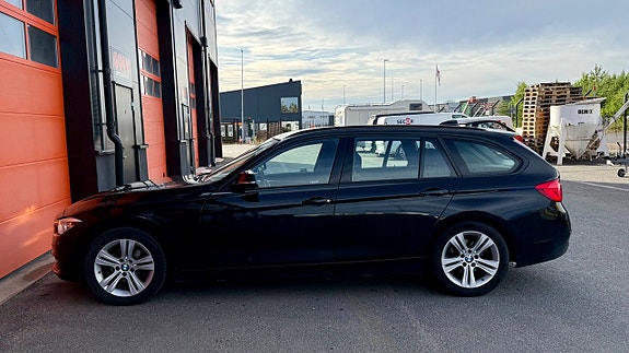 BMW 320d 10 of 19
