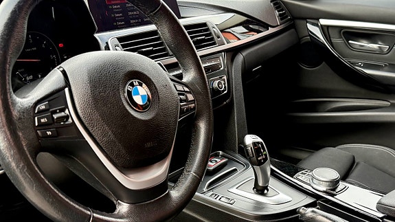 BMW 320d 12 of 19
