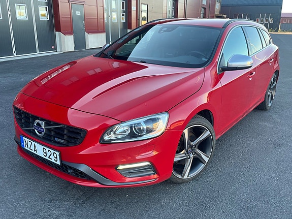 Volvo V60 4 of 5