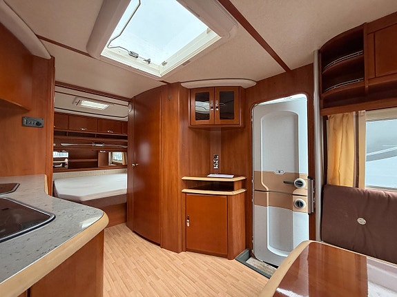 Tabbert Puccini 580 Spec / ALDE vattenburen värme! Rymlig fransk bädd! Vinteranpassad! Stor U-soffa! 6 of 18