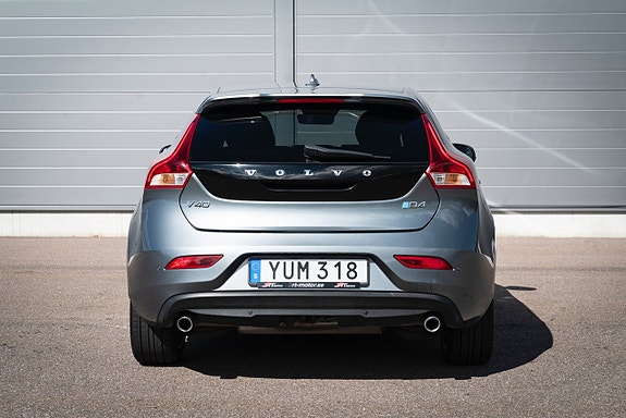Volvo V40 5 of 5