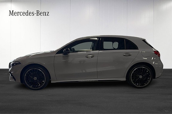 Mercedes-Benz A250 e 2 of 5