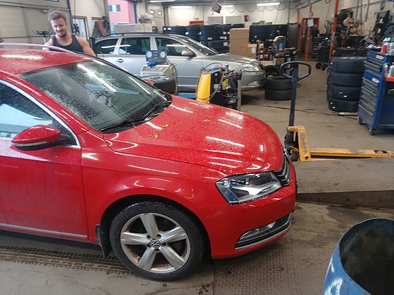Volkswagen Passat 3 of 5