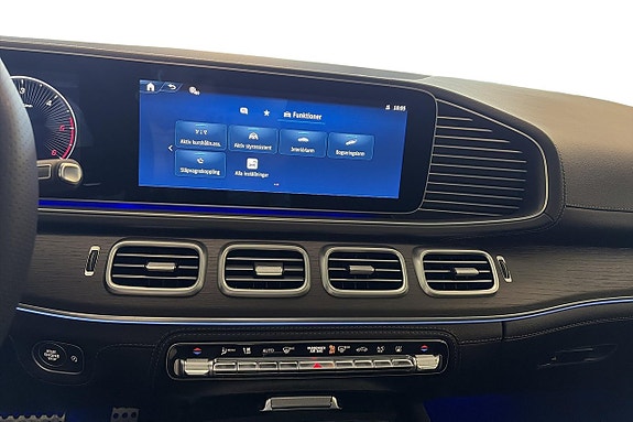 Mercedes-Benz GLS450 d 15 of 30