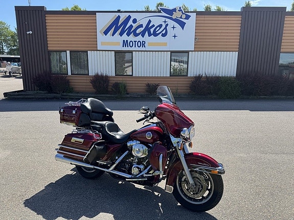 Harley-Davidson Electra Glide Ultra Classic 1.4 2 of 5