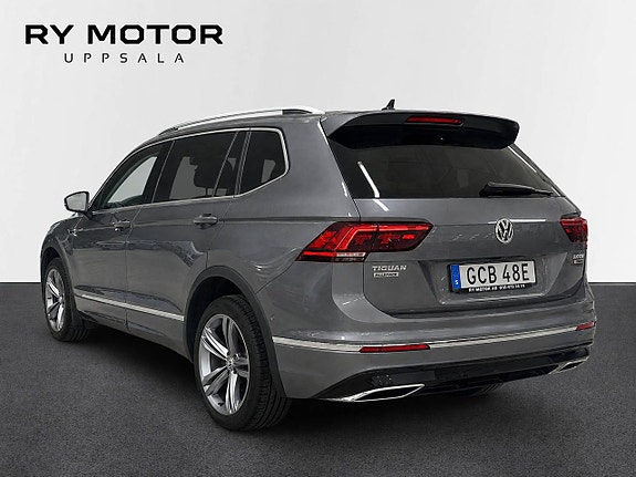 Volkswagen Tiguan Allspace 3 of 5