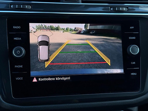 Volkswagen Tiguan Allspace 18 of 26
