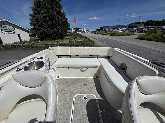 Maxum 2100 SC3 MerCruiser 4.3 MPI V6 220 hk 3 of 5