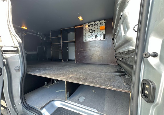 Opel Vivaro 9 of 12