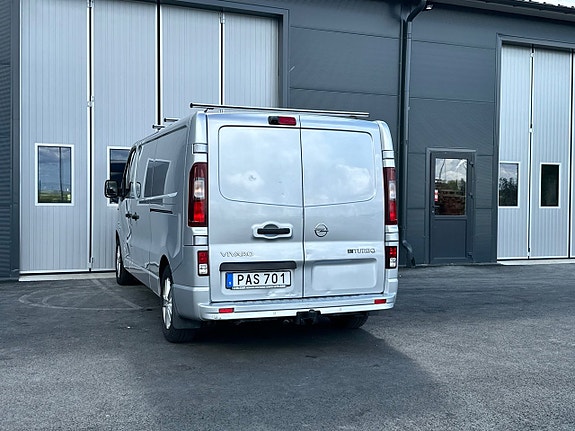 Opel Vivaro 3 of 5