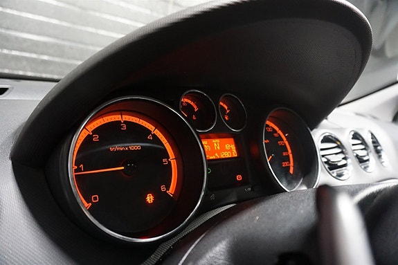 Peugeot 308 18 of 20