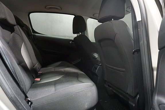 Peugeot 308 10 of 20