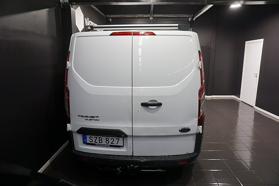 Ford Transit Custom 6 of 21