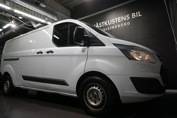 Ford Transit Custom 21 of 21