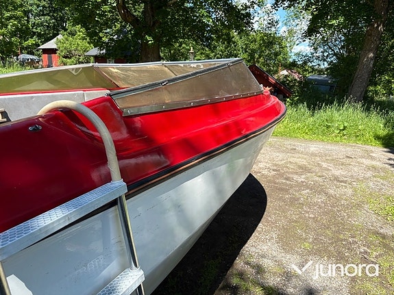 Båt Romeunner med Cheva 350 V8 & Volvo Penta 280 13 of 30