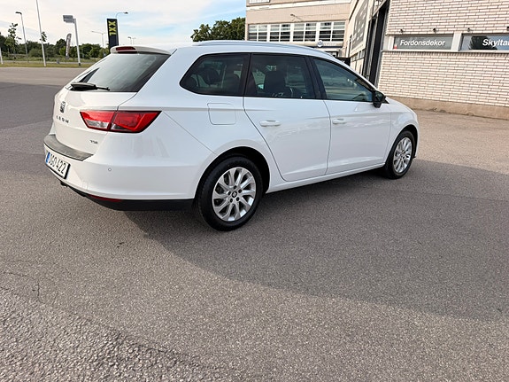 Seat Leon 5 of 5